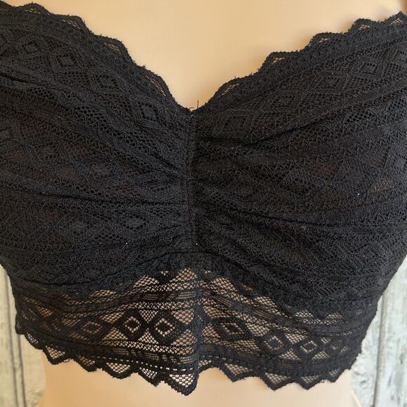 Pink Victorias Secret Lace Bralette Size M Semi Sheer Lingerie Pullover Black - Picture 2 of 12